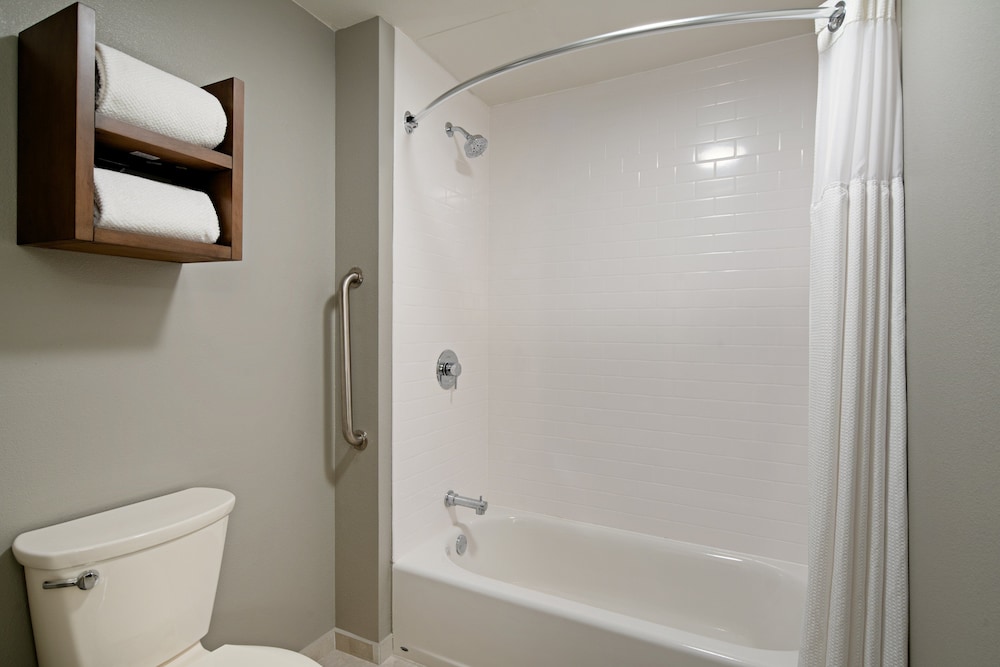 Staybridge Suites Long Beach Airport by IHG - photo 24