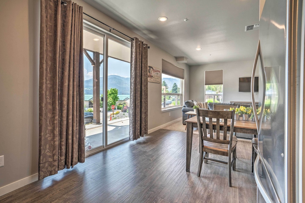 Lake Chelan Resort Condo Pool and Hot Tub Access - photo 13