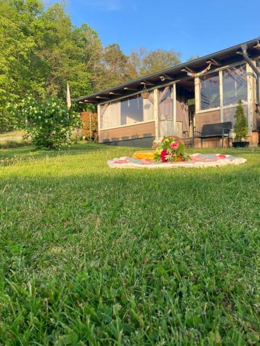 Glamping Karavan u Konopiště - last minute hotel in Unknown City