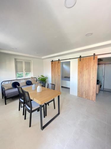 Bella Vista apartment 2 — 4-Star Luxury Hotel in Izola, Slovenia