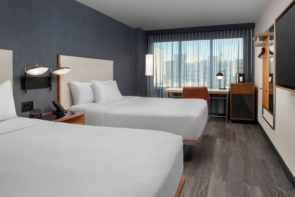 Courtyard by Marriott Washington DC Dupont Circle - photo 21