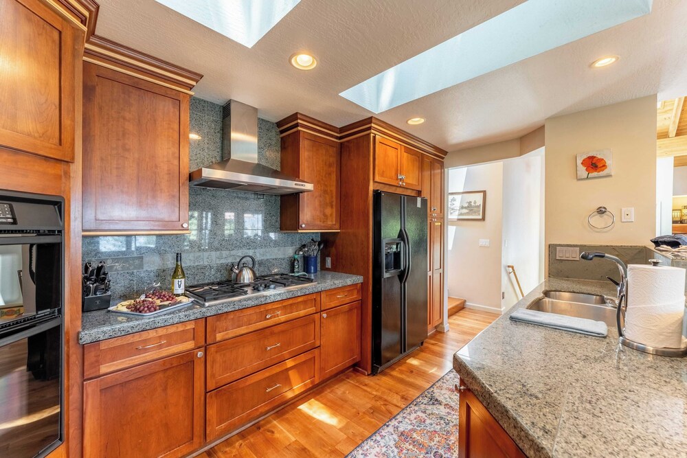 Lakeview Getaway - photo 14