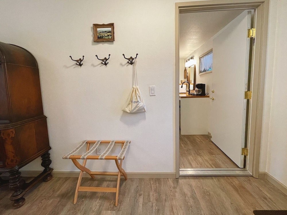 Emerald Valley Inn - photo 32
