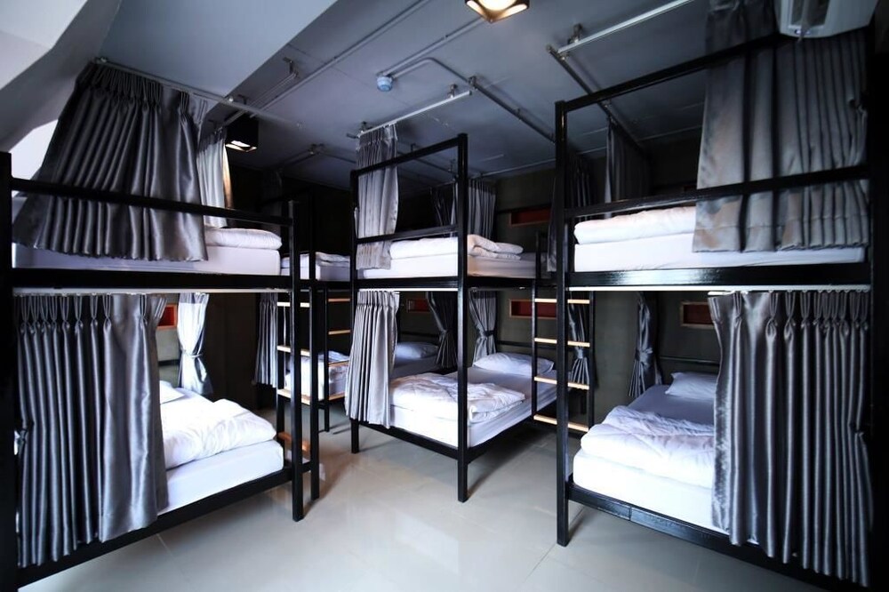 The Campus Hostel Thonglor