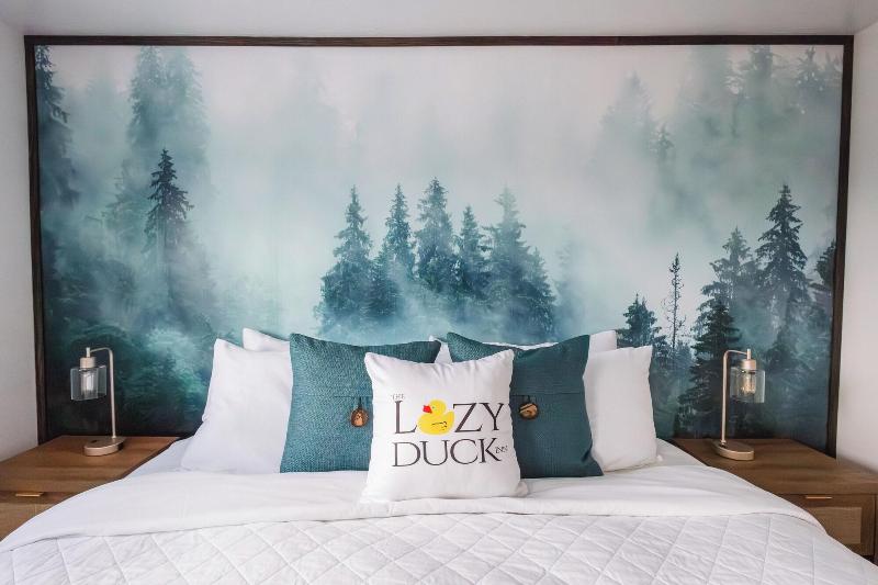 The Lazy Duck Inn - photo 92
