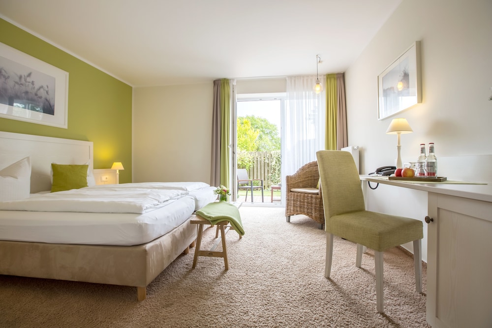 Paulsen S Landhotel Und Restaurant — Drelsdorf