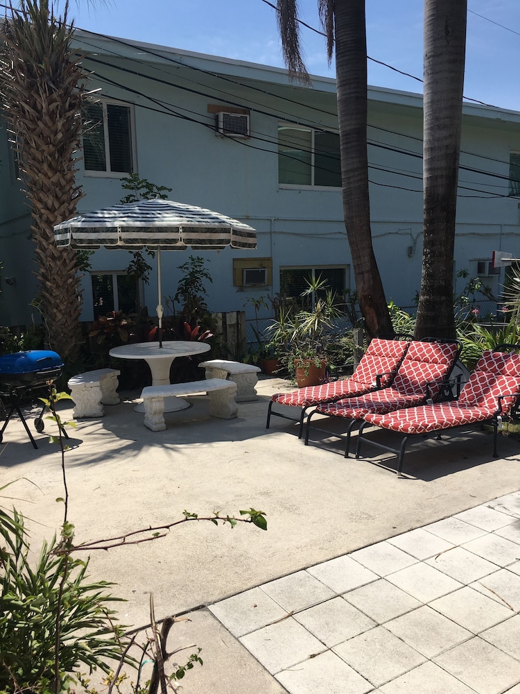 Dee Jay Beach Resort - photo 38