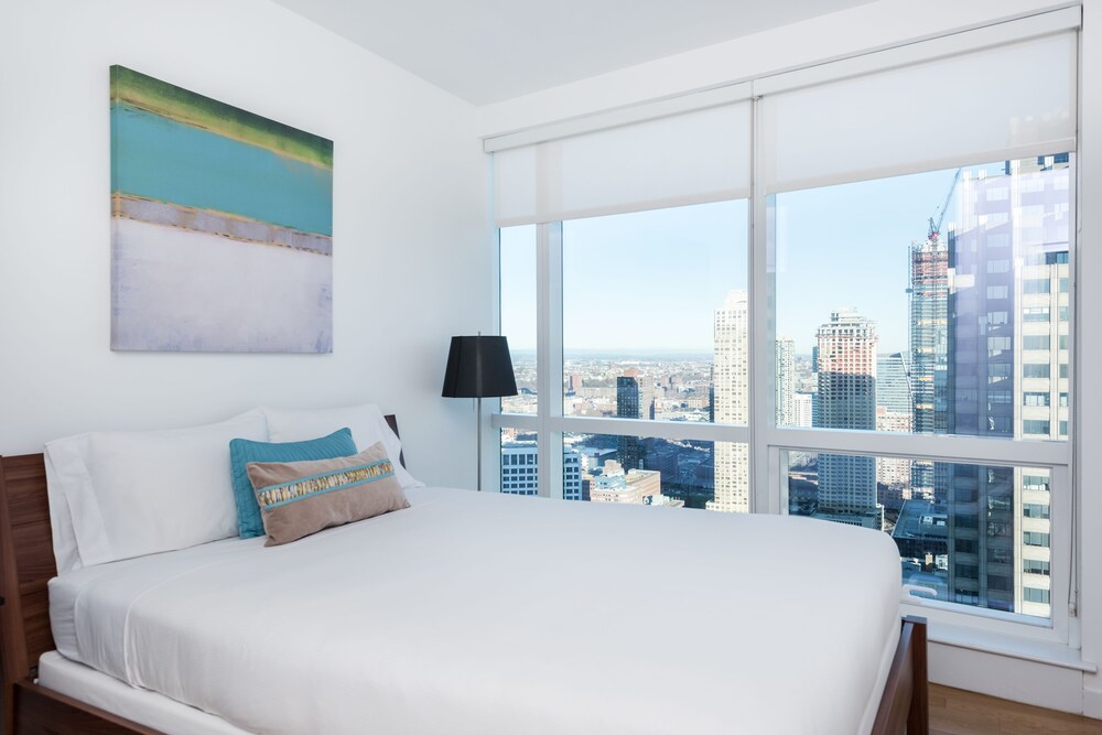 Dharma Home Suites JC at Paulus Hook - photo 6