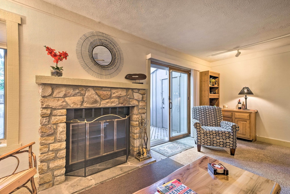 1 Mi To Jack Frost Ski Resort Water View Retreat - photo 4