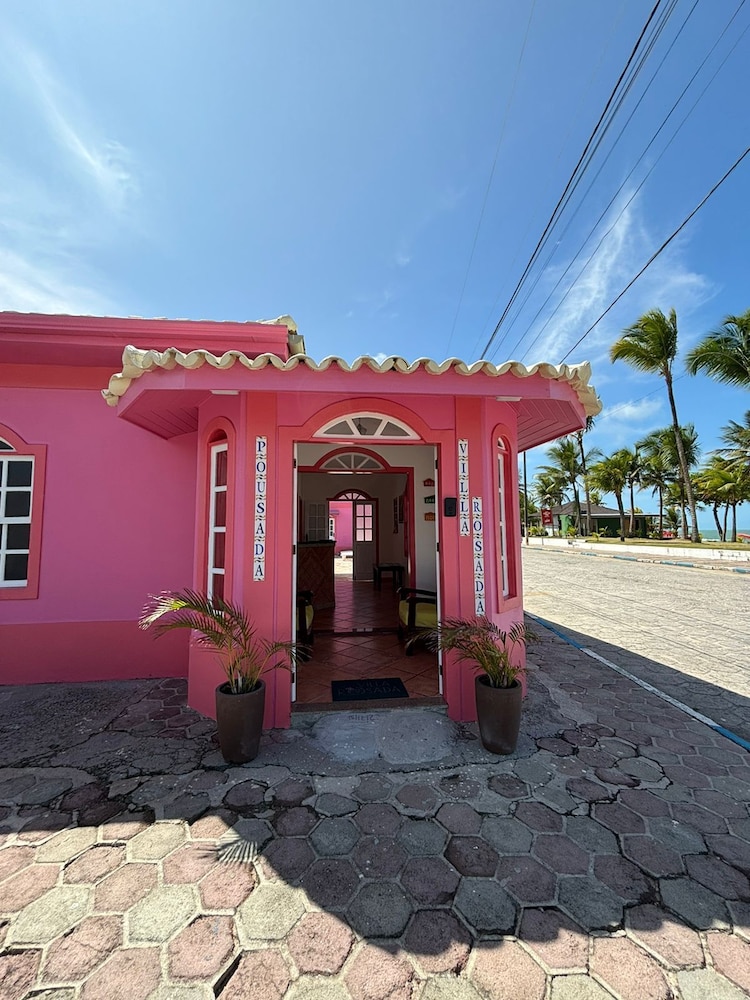 Pousada Villa Rosada in Santa Cruz Cabralia, Brasil