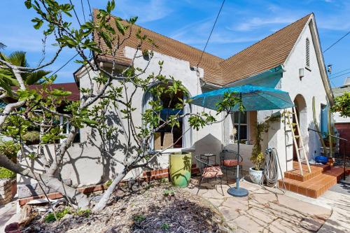 Cedar Oasis — 4-Star Luxury Hotel in Ventura, United States