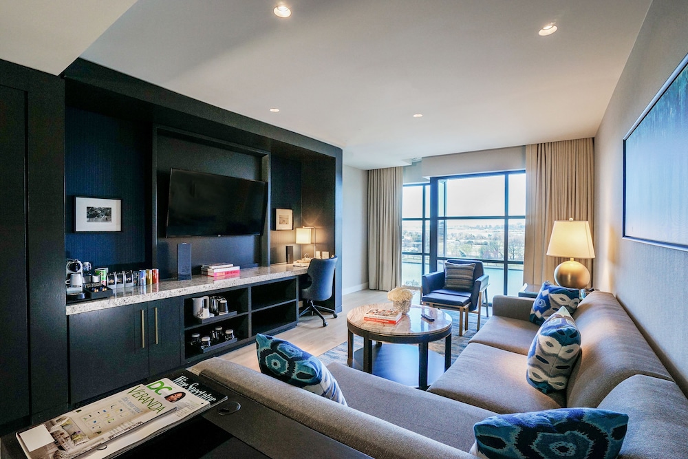 InterContinental Washington D.C. The Wharf by IHG - photo 13
