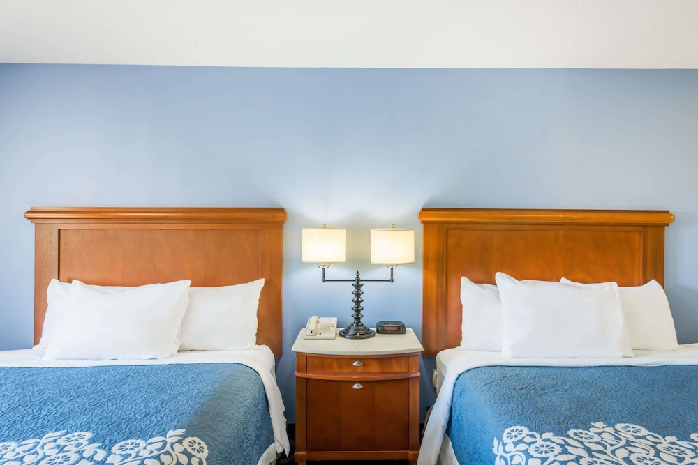 Aderi Hotel Niantic — hotel in Niantic