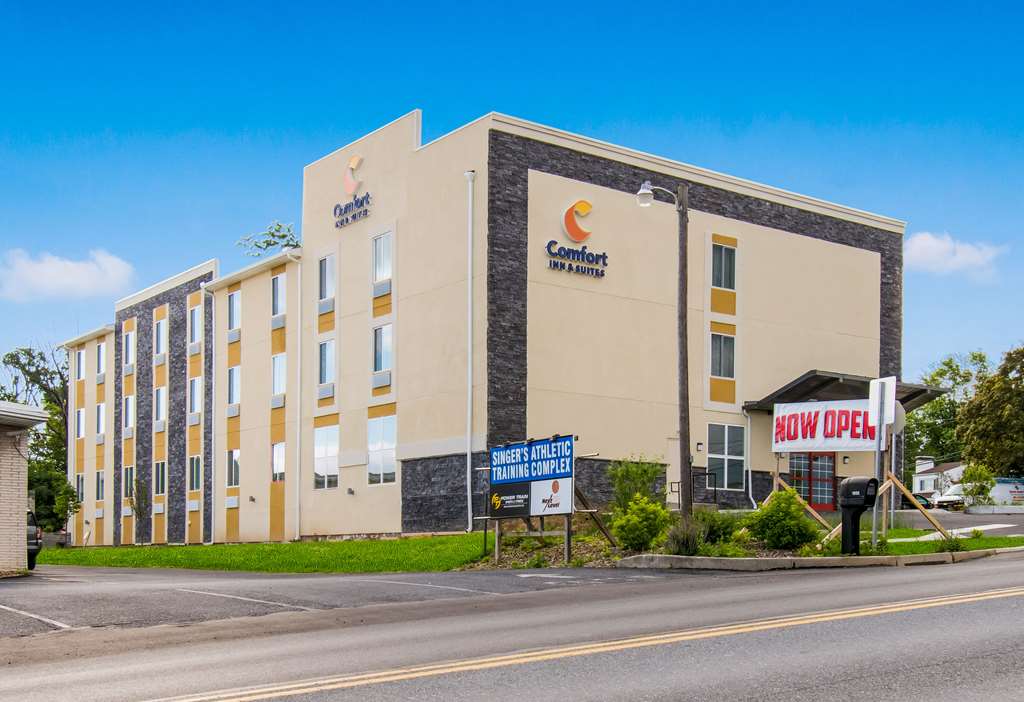 Comfort Inn & Suites Harrisburg Hershey West - photo 2