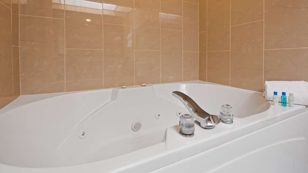 Best Western Plaza Hotel Saugatuck - photo 17