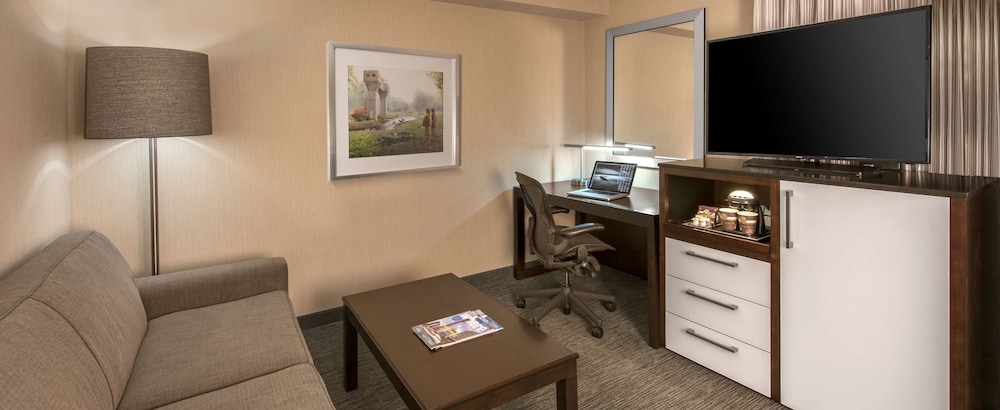 DoubleTree by Hilton Hotel Chicago Wood Dale Elk Grove - photo 17