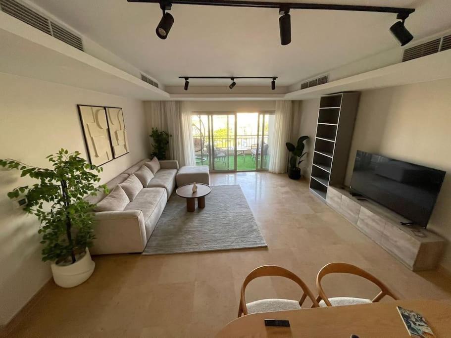 Apartment in Cairo Festival City for Rent — 4-Star Luxury Hotel in New Cairo, Egypt