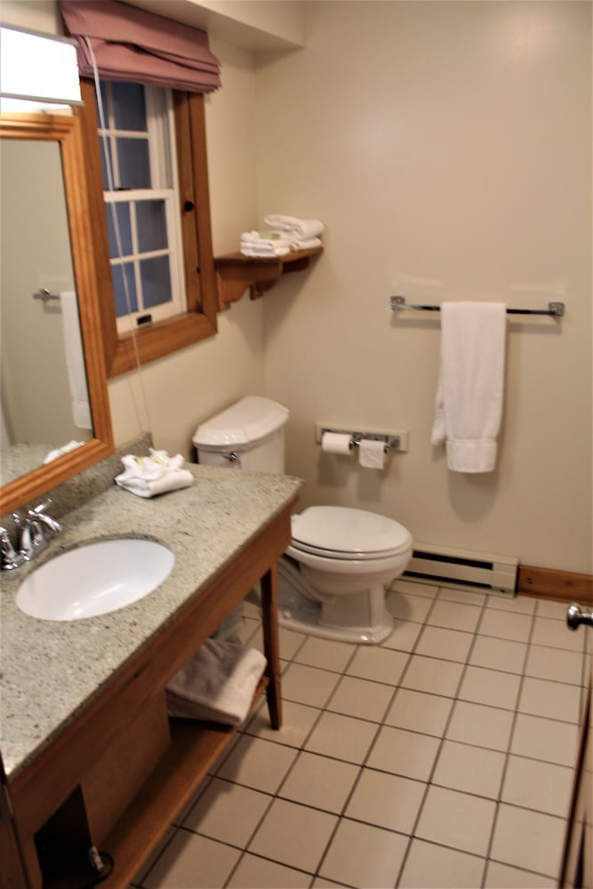 Tugboat Inn - photo 105
