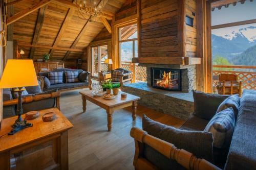 La Grange Au Merle Ovo Network in Chatel, France