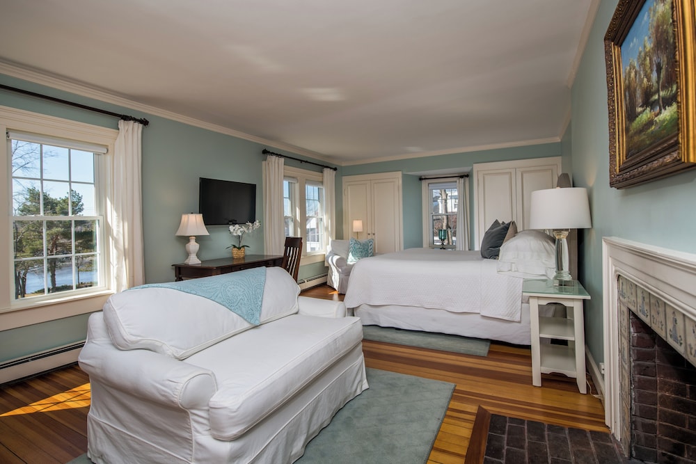 York Harbor Inn - photo 22
