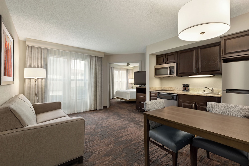 Addison Suites - photo 15
