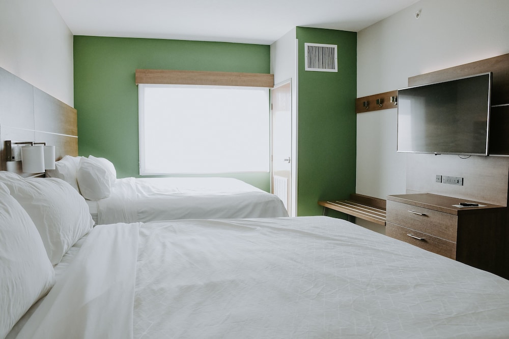 Holiday Inn Express & Suites South Lincoln by IHG - photo 7