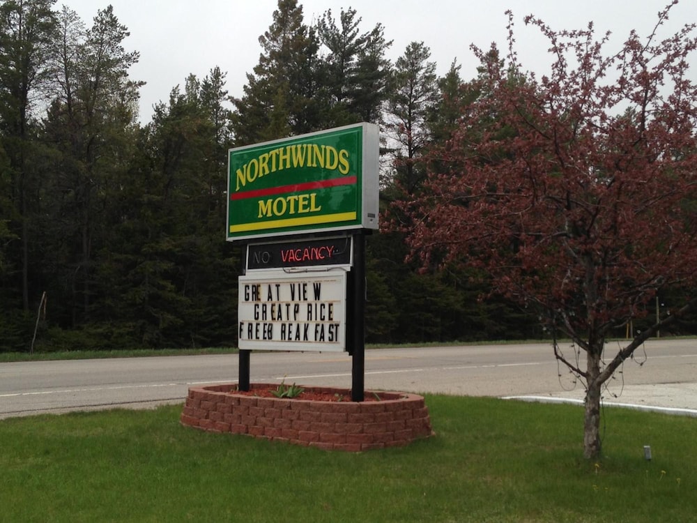 Northwinds Motel - photo 30