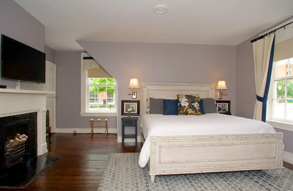 Dinsmore Boutique Inn in Charlottesville, United States