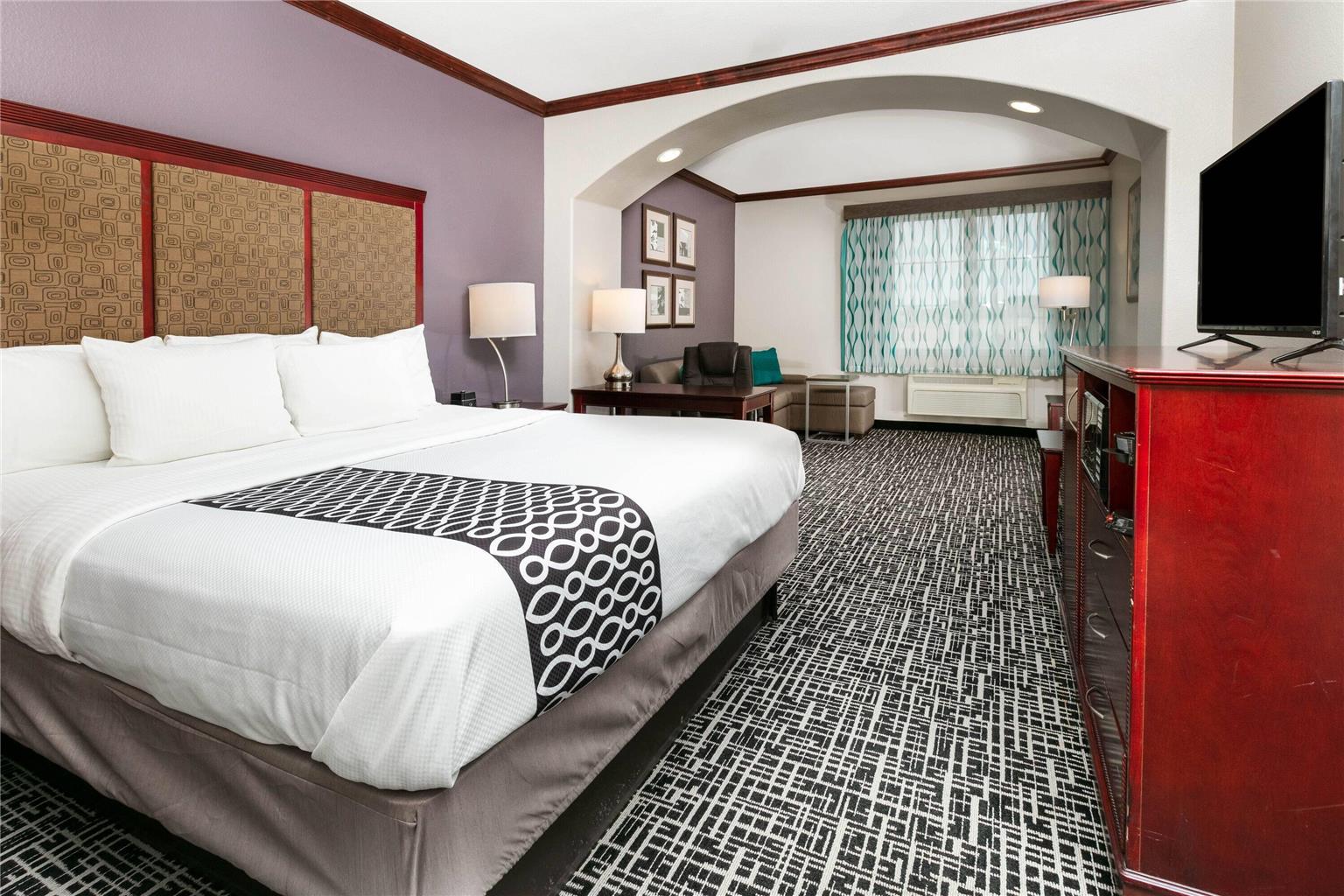 La Quinta Inn & Suites by Wyndham Lindale - photo 20