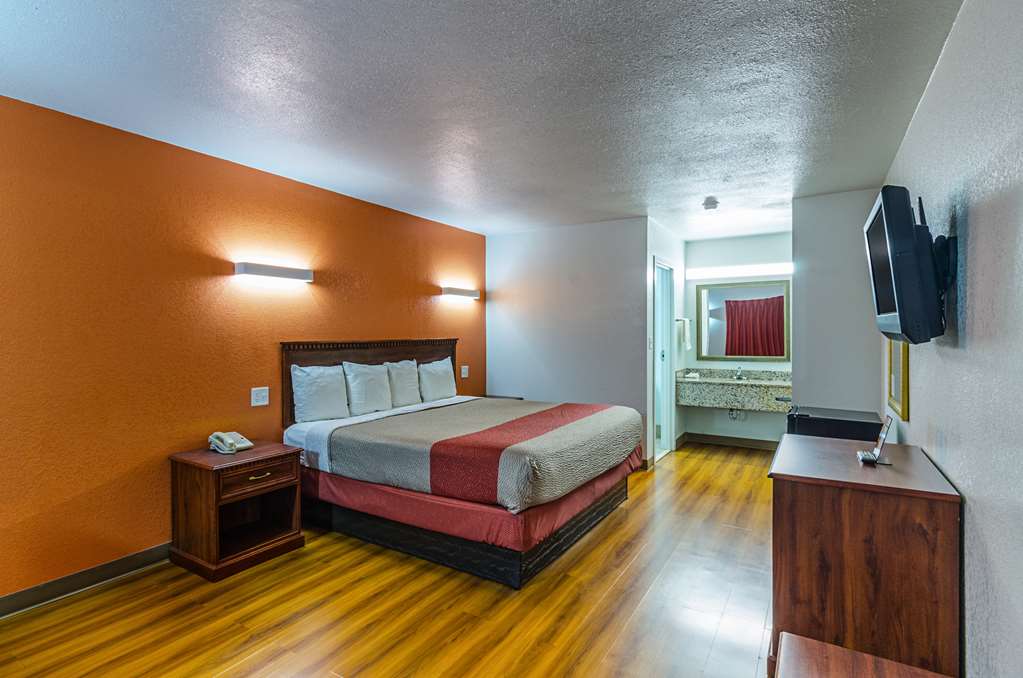 Motel6 Troy AL - photo 9