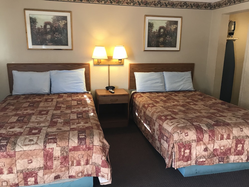 West Motel - photo 3