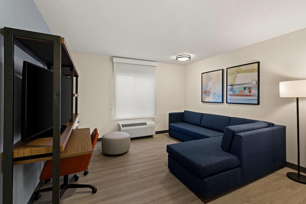 Everhome Suites Temecula - photo 20