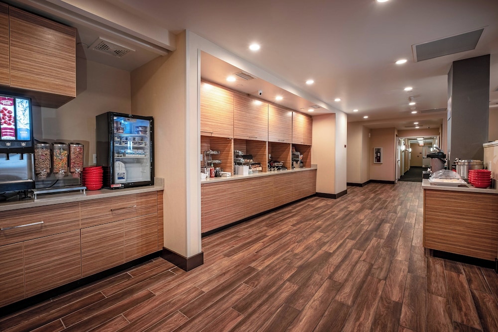 TownePlace Suites Toledo Oregon - photo 32