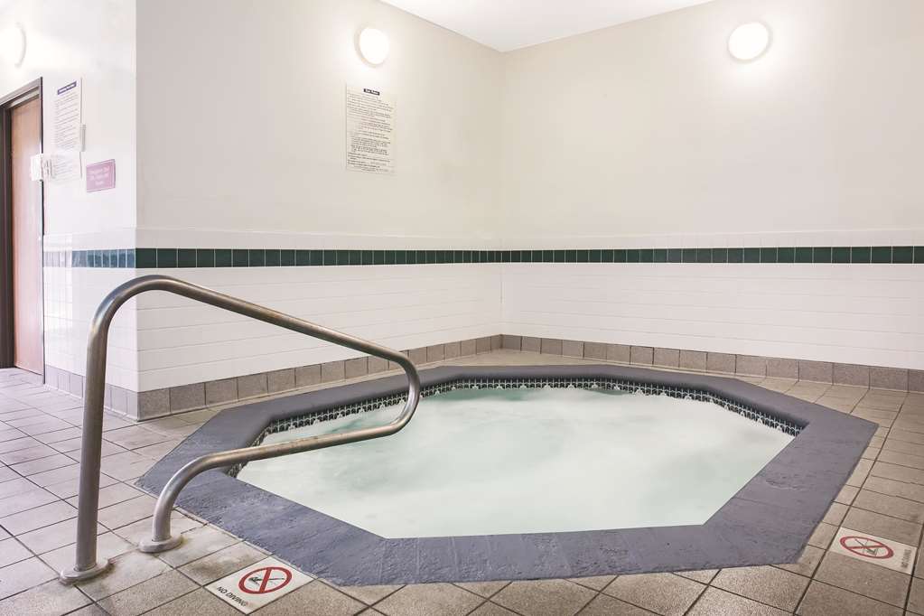La Quinta Inn by Wyndham Olympia Lacey - photo 9