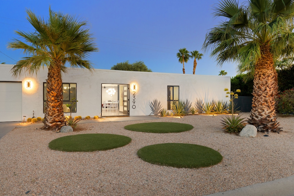 The Llama House by Avantstay Featured on Hgtv Resort Style Pool & Spa Permit#4277 - photo 27