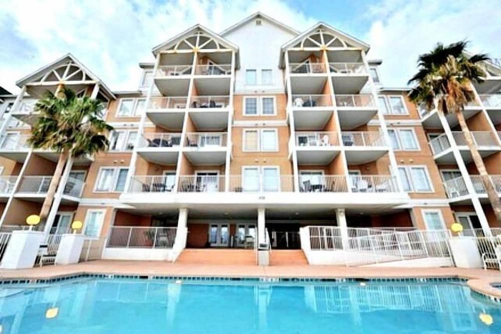 Grand Beach Resort 411 by RedAwning - photo 16