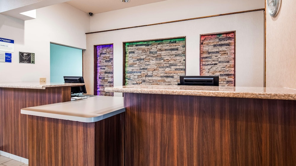 Best Western Liverpool Syracuse Inn & Suites - photo 2