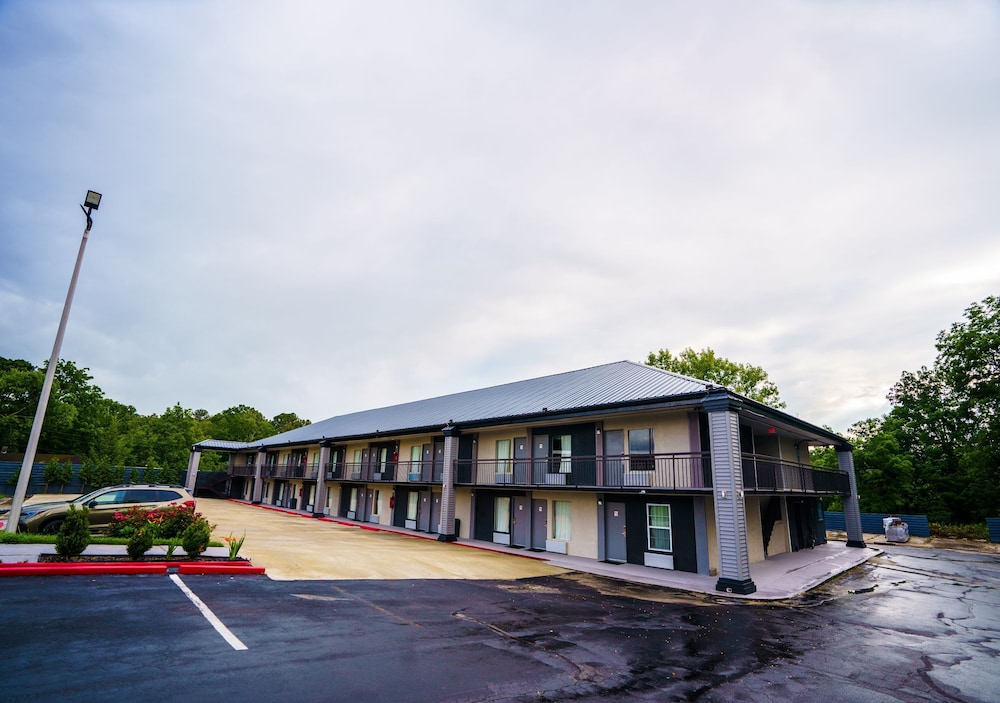 Lx Hotel Powered by ACW Circle - photo 97