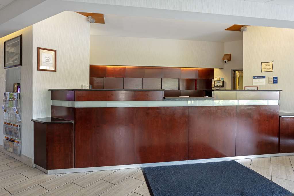 Best Western Plus Reading Inn & Suites - photo 77