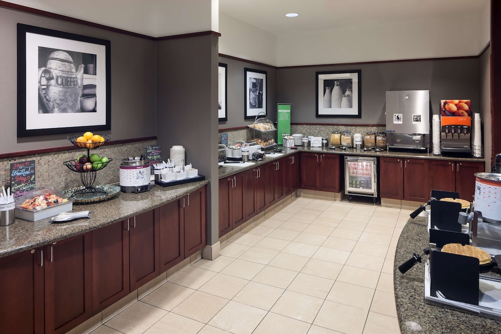 Hampton Inn & Suites Oklahoma City Bricktown - photo 35