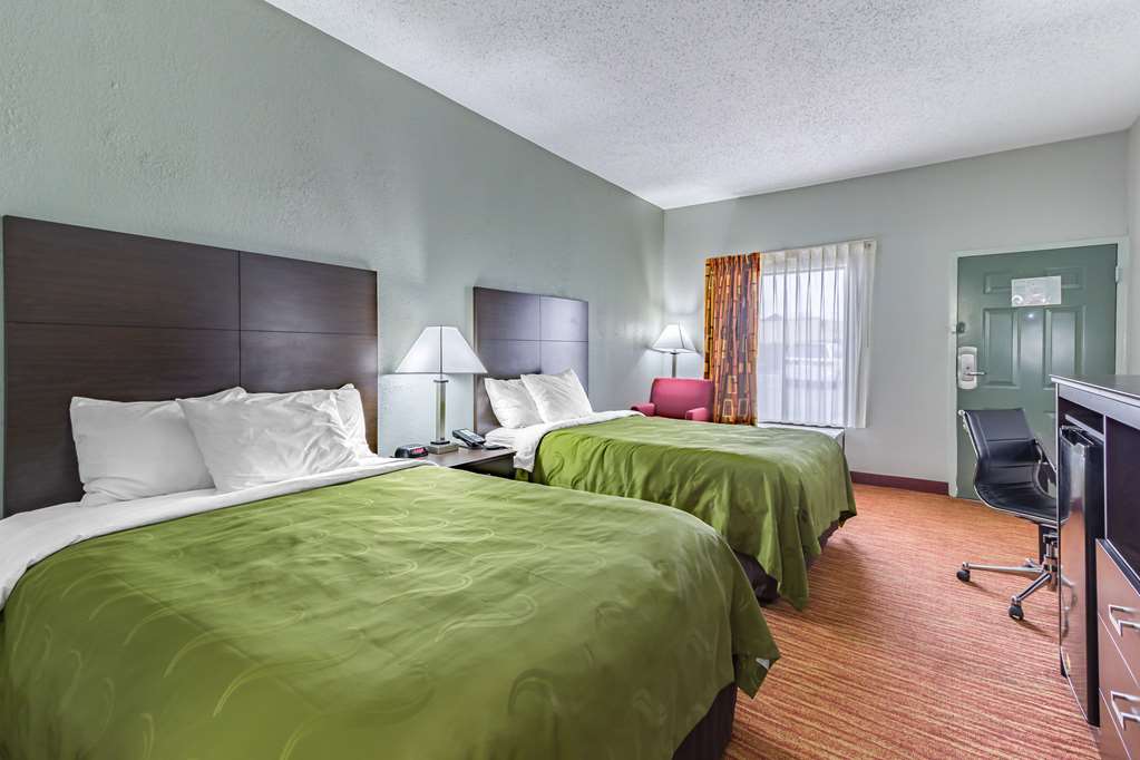 Quality Inn Goodlettsville - photo 10