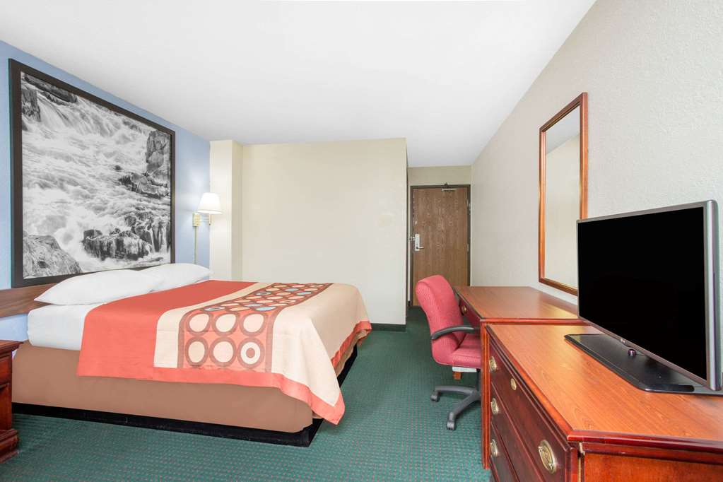 Super 8 by Wyndham Warner Robins - photo 10