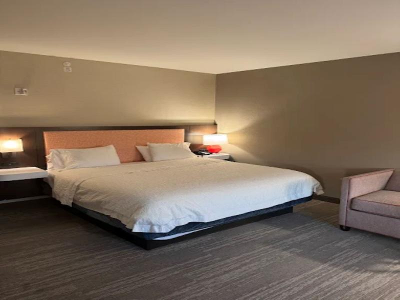 Hampton Inn & Suites Culpeper - photo 11