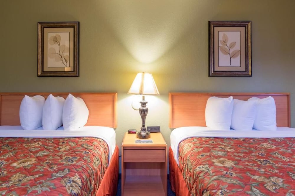 Old Town Inn - photo 6