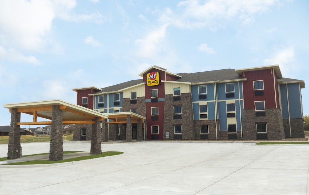 My Place Hotel Ft. Pierre SD - photo 2