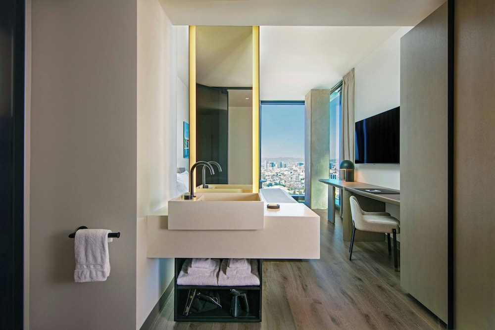 AC Hotel Downtown Los Angeles - photo 9