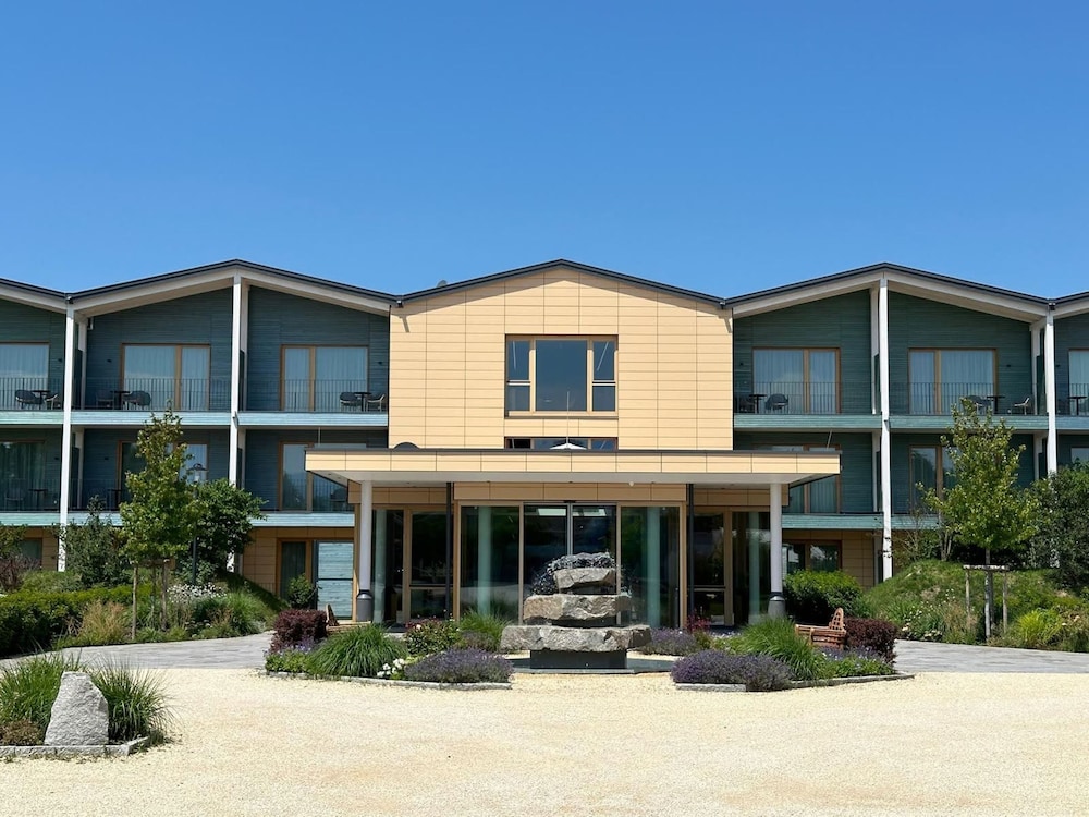Landhotel Bohrerhof - last minute hotel in Hartheim