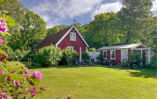 3 Bedroom Lovely Home In Bastad 18354402 — Bastad