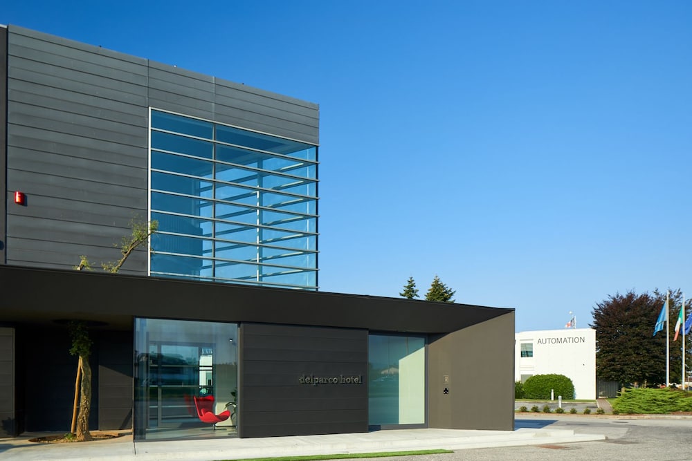 Delparco Hotel — 4-Star Luxury Hotel in Buttrio, Italy