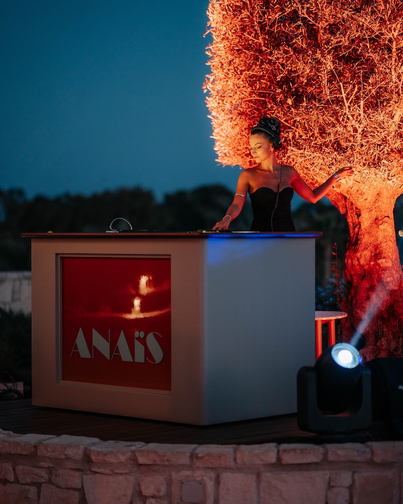 מזון ומשקאות